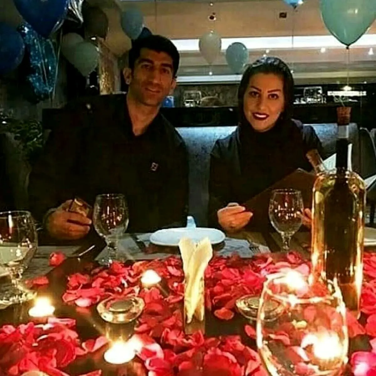تصویری از میز شام لاکچری بیرانوند و همسرش