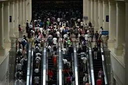 تصاویری از زندگی مردم در خیابان های شلوغ و پر ترافیک چین