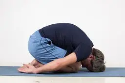 تمرین‌های ساده یوگا برای دردهای ساده و رایج