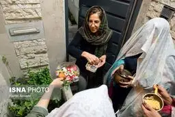 تصاویری جالب از رسم دیرینه قاشق‌زنی در تهران