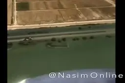 گزارش علی ضیا مجری تلویزیونی از داخل بالگرد بر فراز خوزستان