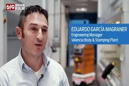 ببینید: ربات خودران به کارگران کارخانه کمک می کند