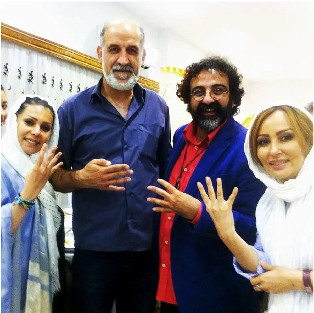 کری بازیگر و مجری معروف تلویزیون برای پرسپولیس/ عکس