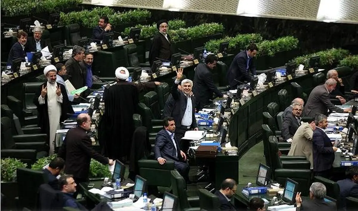 نمایندگان مجلس در موافقت با وزیرپیشنهادی دفاع چه گفتند؟