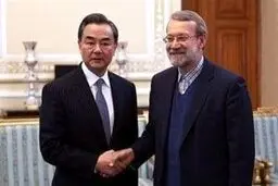 وزیر خارجه چین با لاریجانی دیدار کرد