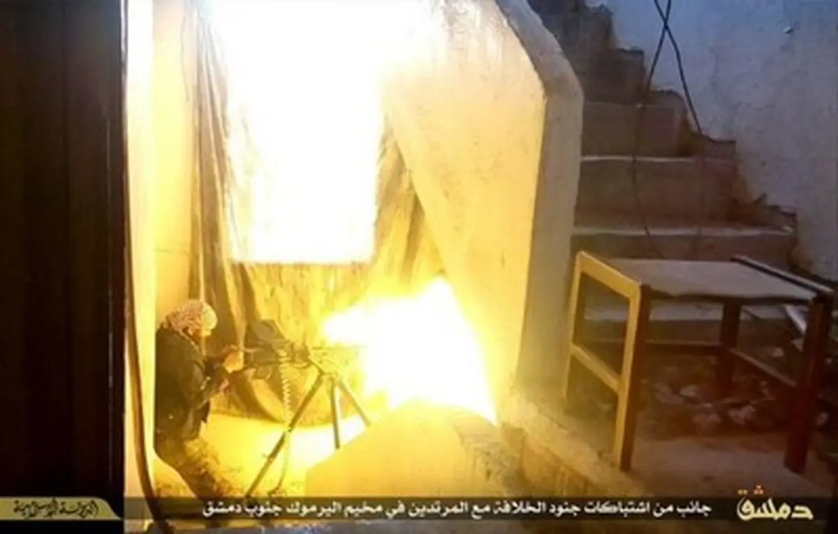 زنگ خطر فاجعه انسانی داعش در یرموک/ جان هزاران شهروند فلسطینی و سوری در خطر است+عکس