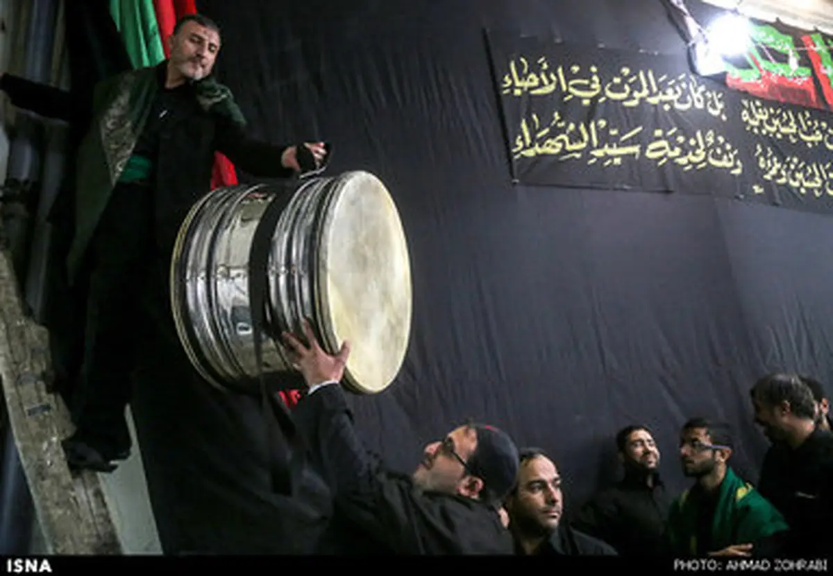 مراسم جالب شمشیر گردانی نجفی‌های مقیم قم/تصاویر