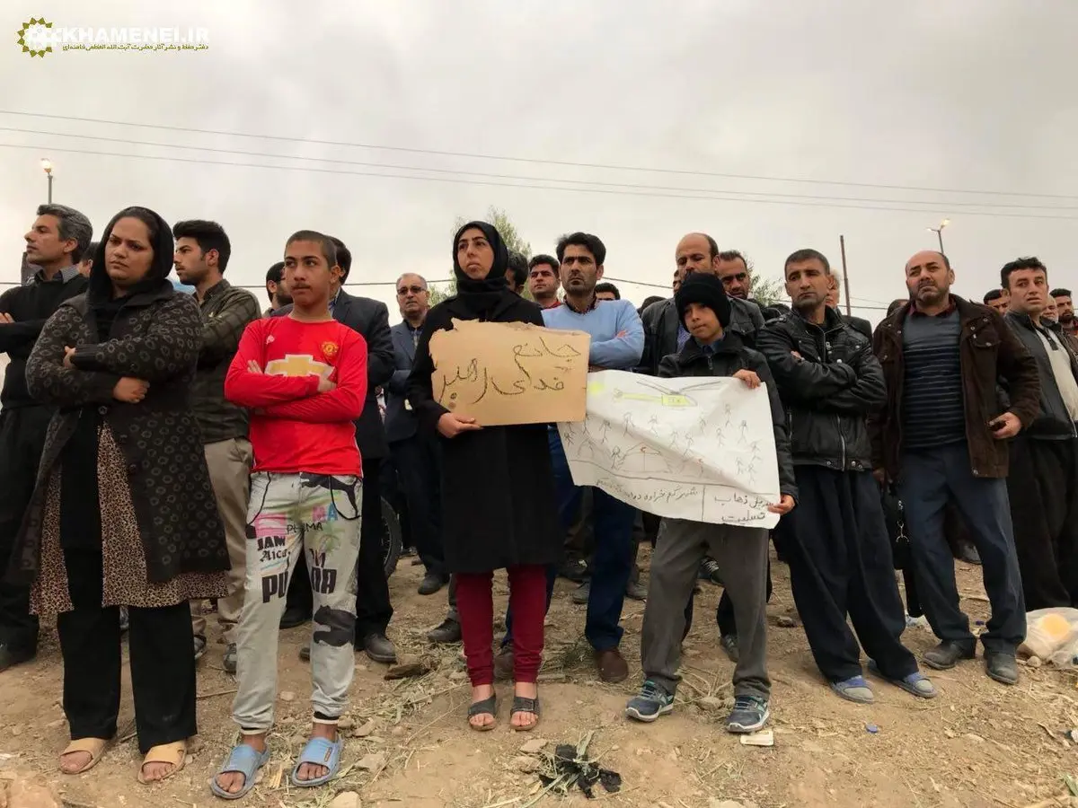 انتظار مردم کرمانشاه برای دیدار با رهبری/عکس