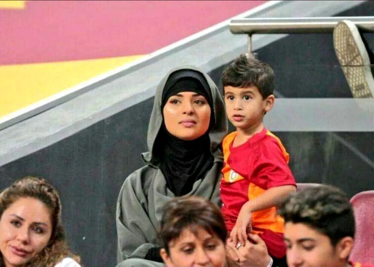 حجاب جالب همسر فوتبالیست مشهور/عکس