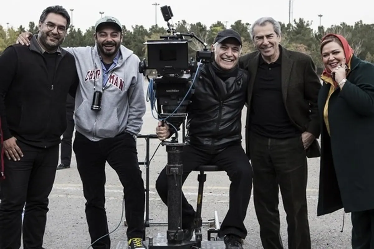 فیلمبرداری و کارگردانی پدران برای پسران در خیابان های تهران