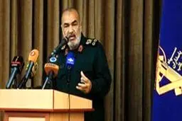 سرلشکر سلامی: باید قلمرو اقتدارمان را از منطقه به جهان گسترش دهیم