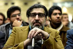 حاشیه‌های حضور صادق خرازی در دانشگاه شیراز/تصاویر