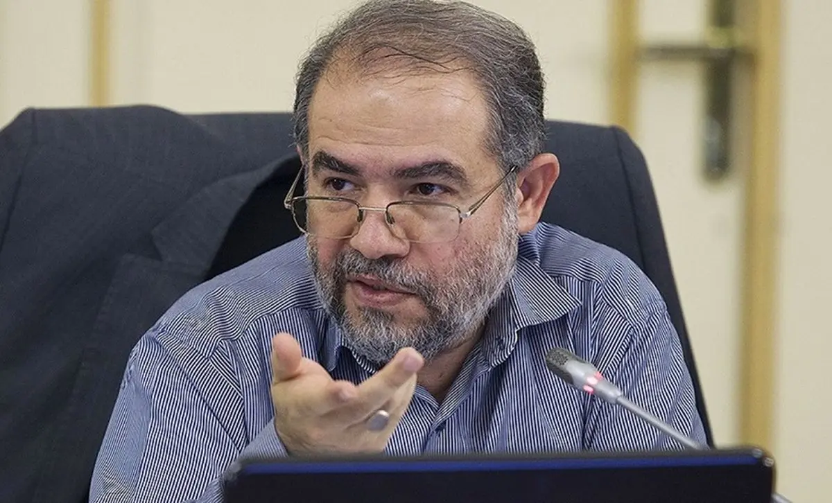 یکی از اعضای شورای نگهبان پاسخ داد: در شورای نگهبان جوانگرایی رخ می‌دهد؟