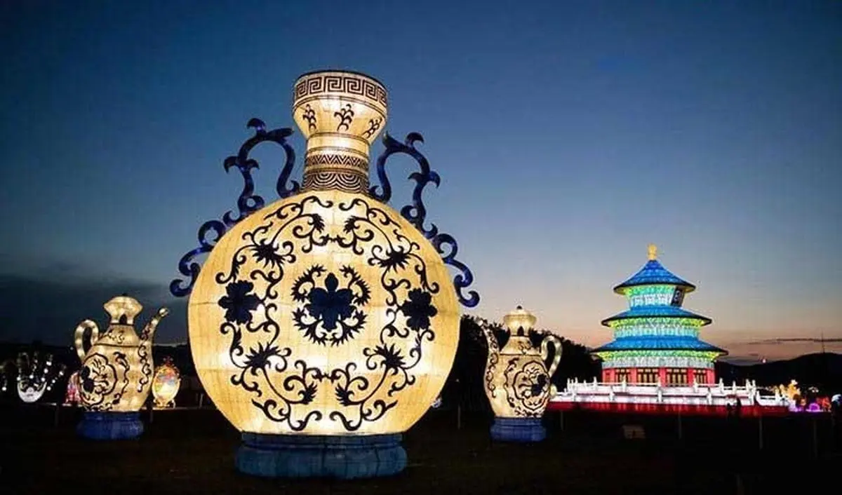 فستیوال سالانه فانوس چینی / عکس