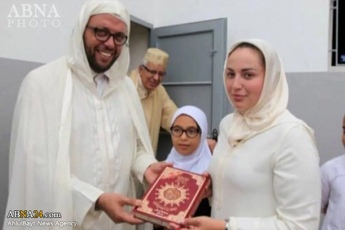 مسلمان شدن زن غواص روسی/ عکس