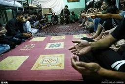 مراسم عزاداری حسینی در کمپ ترک اعتیاد/تصاویر