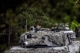 آماده‌سازی تانک‌های ناتو برای جنگ‌جهانی سوم/تصاویر