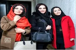 تصویری از تیپ لیندا کیانی و مارال فرجاد در اکران "آینه بغل"