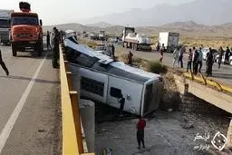 سرنوشت 16 مسافر اتوبوس که در جاده کلات دچار حادثه ای وحشتناک شدند + عکس