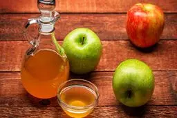 درمان آکنه با سرکه سیب!