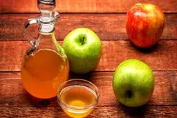 درمان آکنه با سرکه سیب!