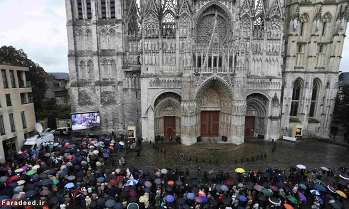 مراسم تشییع کشیش کشته شده+تصاویر