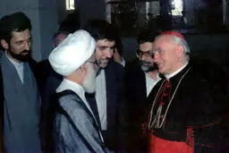 تصویری جالب از آیت‌الله جنتی در اروپا
