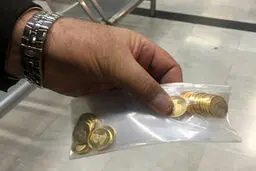 دو پایان‌بندی برای داستان این روزهای سکه