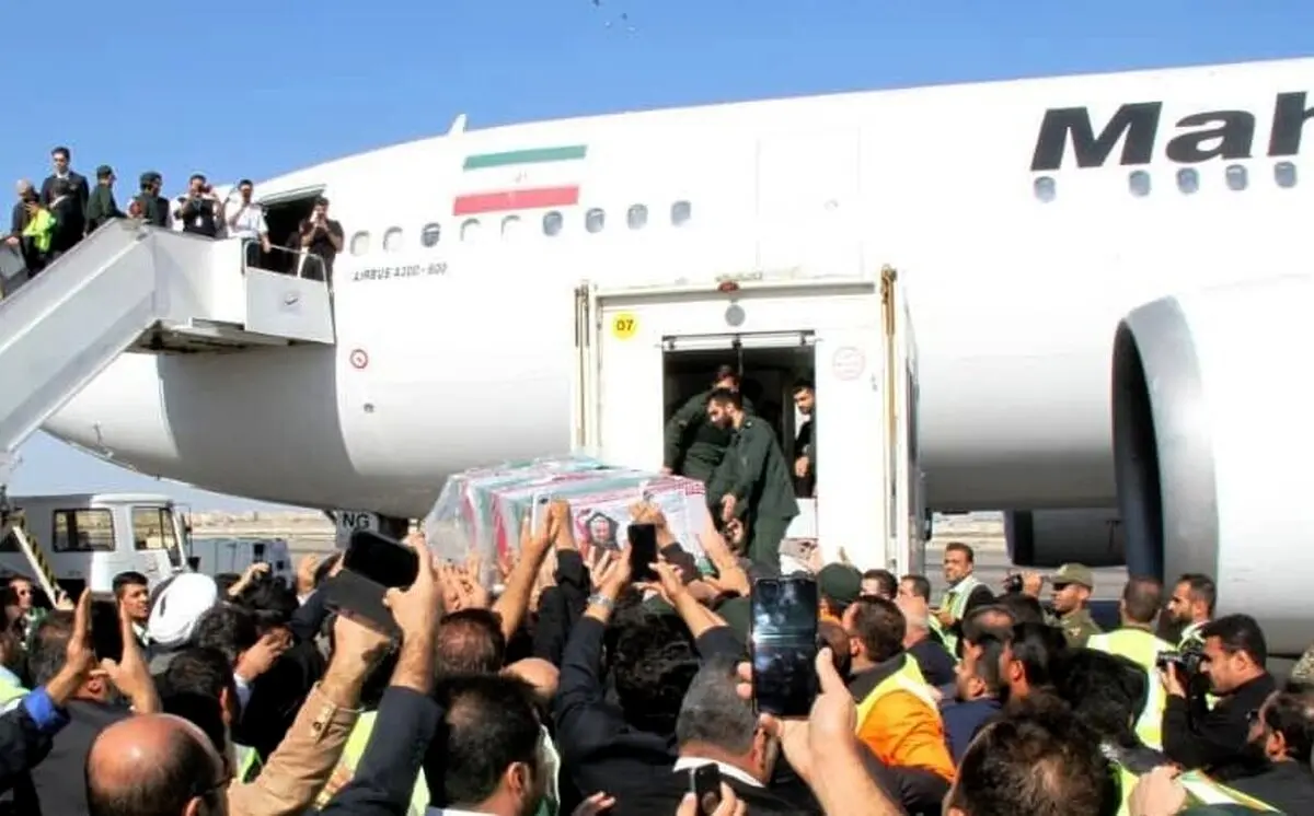 آخرین وداع سردار قهرمان ‌با امام مهربانی‌ها + تصاویر