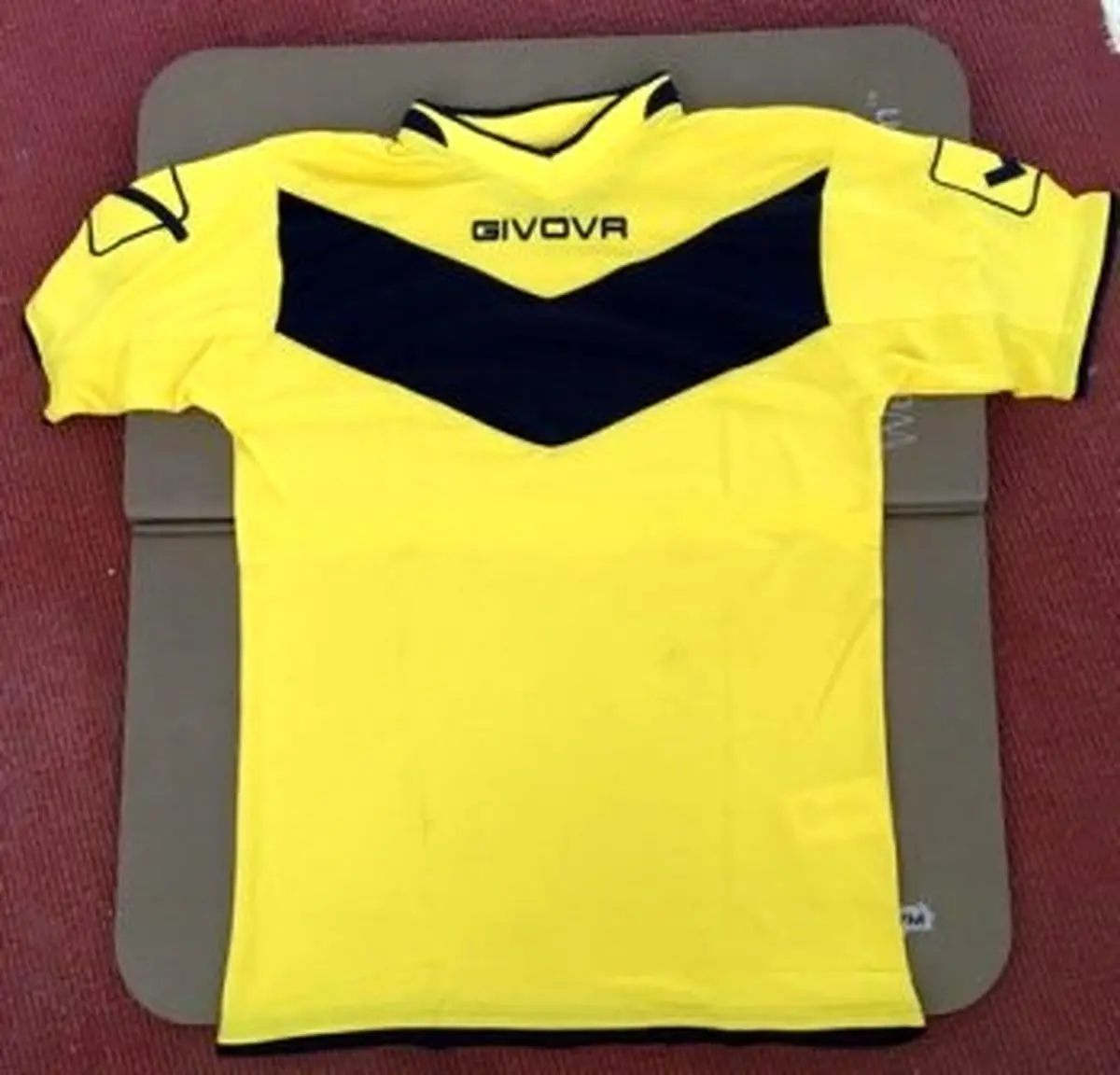 تصاویری از لباس های جدید تیم ملی فوتبال