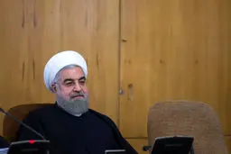 روحاني:کسی منکر صدور پیام انقلاب نیست/بین مردم ایران و دنیا باید ارتباط برقرار کنید