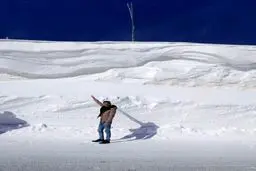 ارتفاع 5 متری برف در چهارمحال و بختیاری!/ عکس