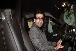 يادداشت فرزاد حسني در شب تولدش