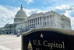 درخواست جمهوری خواهان کنگره برای رد لایحه مرزی از سوی هم جزبی‌هایشان در سنا