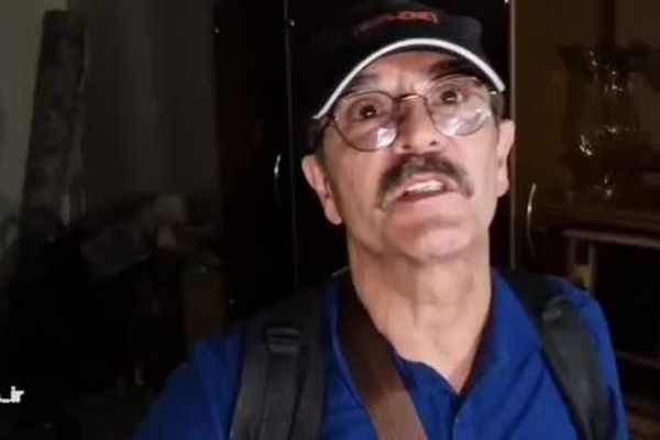  واکنش متفاوت کیوان ساکت بعد از دیدن منزل ویرانش
