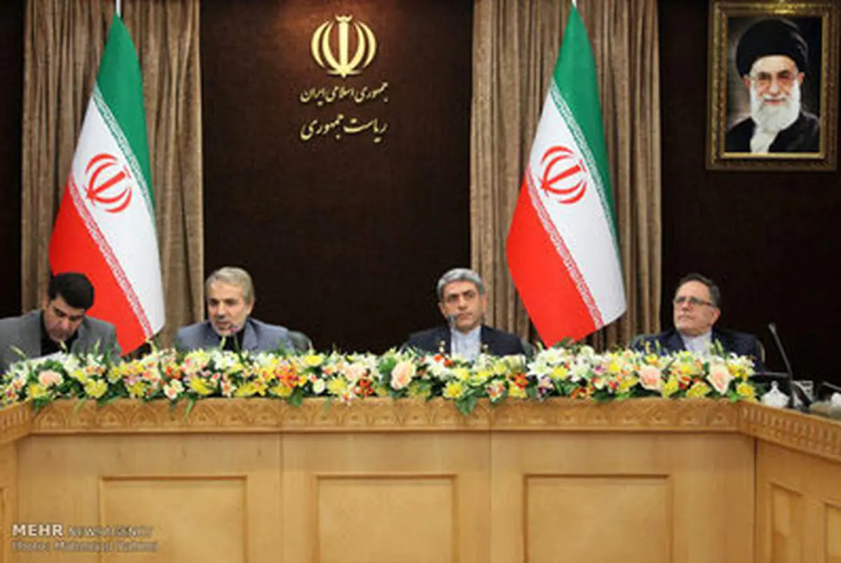 نشست خبری سه عضو اقتصادی دولت/تصاویر