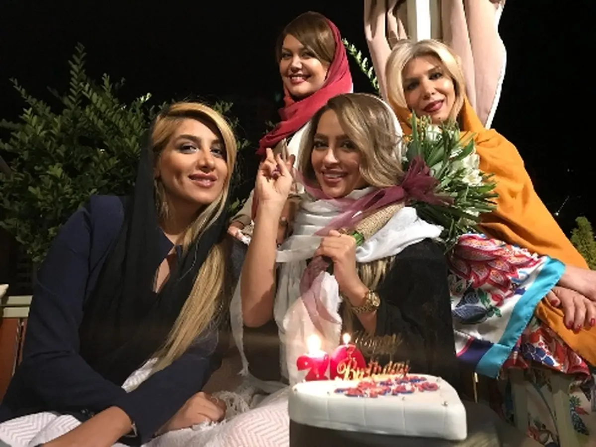 غافلگیری سمانه پاکدل توسط دوستانش در تولد 30 سالگی اش! عکس