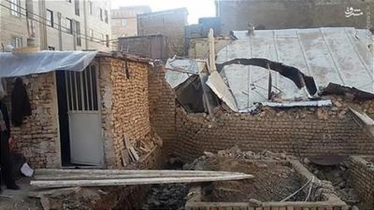 نجات معجزه آسای بانوی تهرانی از زیر آوار/تصاویر