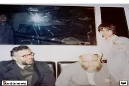 حضور ابراهیم یزدی در بیمارستانی که امام خمینی بستری بود /عکس