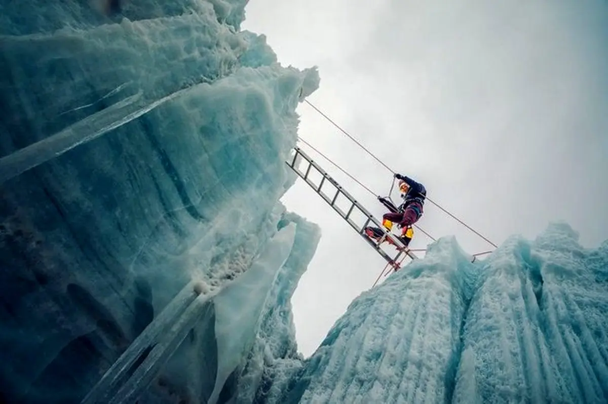 زن یخ‌نورد اردنی در هیمالیا در عکس روز نشنال جئوگرافیک