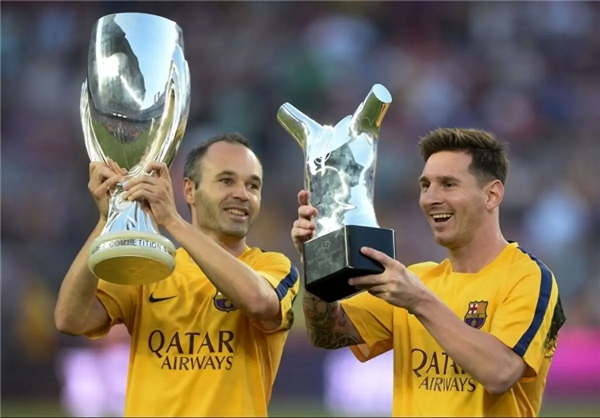 رونمایی از جایزه مسی و جام قهرمانی بارسا در نیوکمپ+عکس