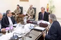 دیدار عراقچی با شهباز شریف نخست‌وزیر پاکستان