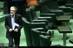 حداد عادل لباس رزم پوشید