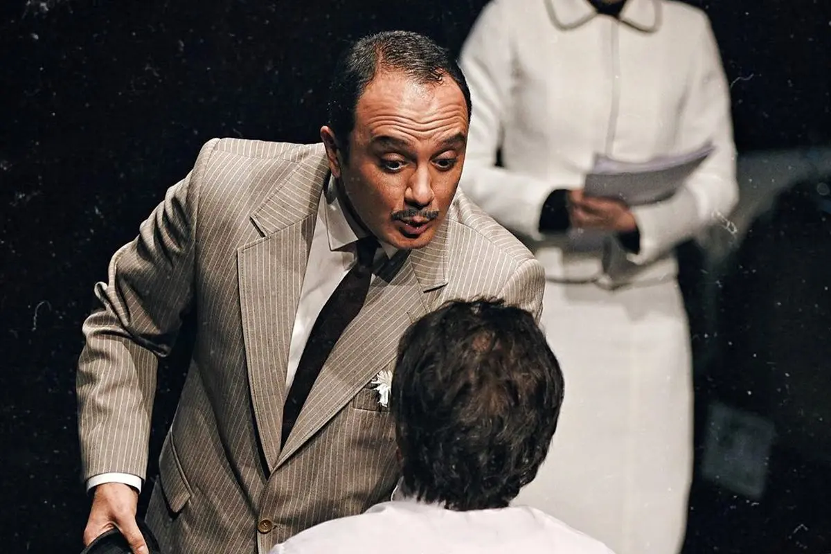 گریم دیدنی احسان کرمی در نمایش روزهای رادیو + عکس