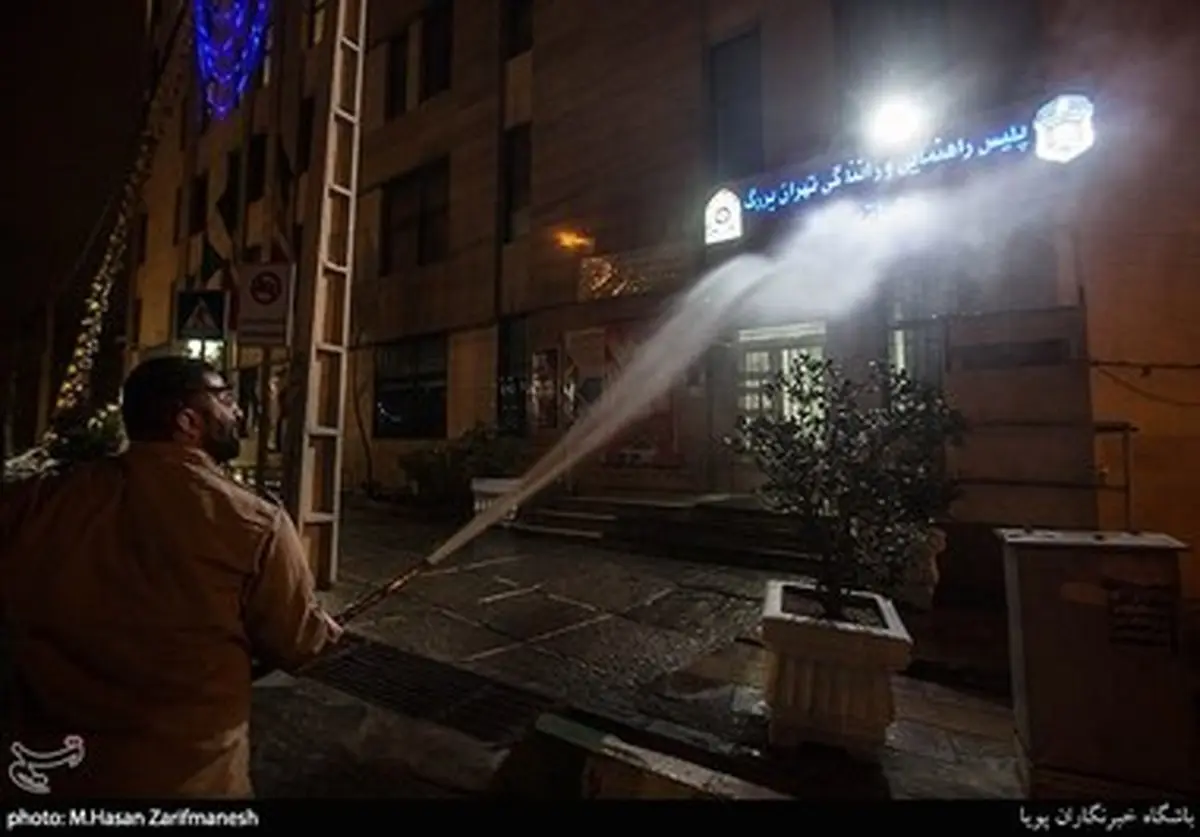 ضدعفونی معابر شمالی تهران توسط نیروهای یگان ویژه فاتحین