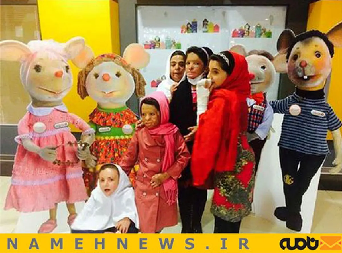 عکس یادگاری بچه‌های شین‌آباد با موش‌ها/ عکس