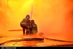 تصاویری از اطفای حریق در کارخانه ریسندگی بهشهر