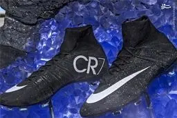 کفش‌های جدید رونالدو در دل شهاب سنگ / تصاویر