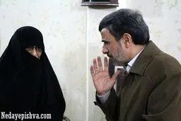 عیادت احمدی‌نژاد از مادر شهیدان جنیدی/ عکس