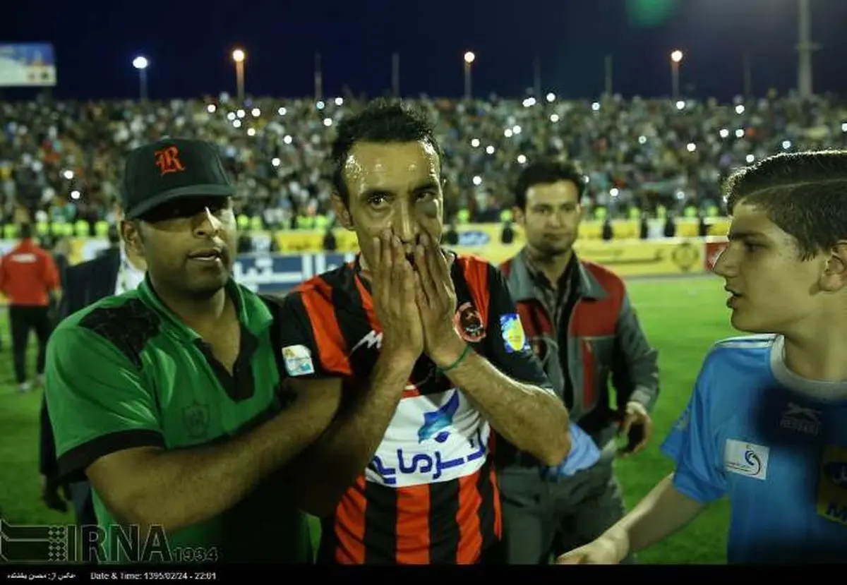 چشم کبود عنایتی پس از بُرد ملوان/ عکس